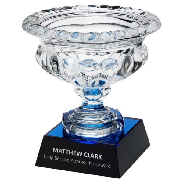 CLEAR GLASS BOWL ON BLUE/BLACK BASE (APPROX 7" DIA)