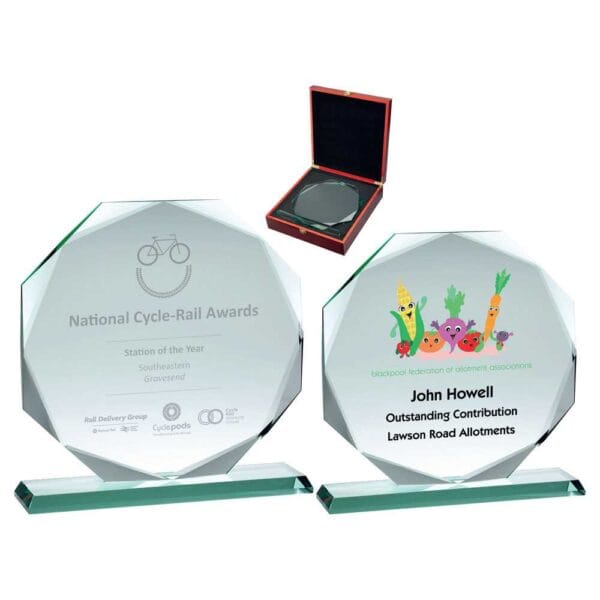JADE GLASS OCTAGON IN QUALITY WOOD GIFT BOX (19mm THICK)